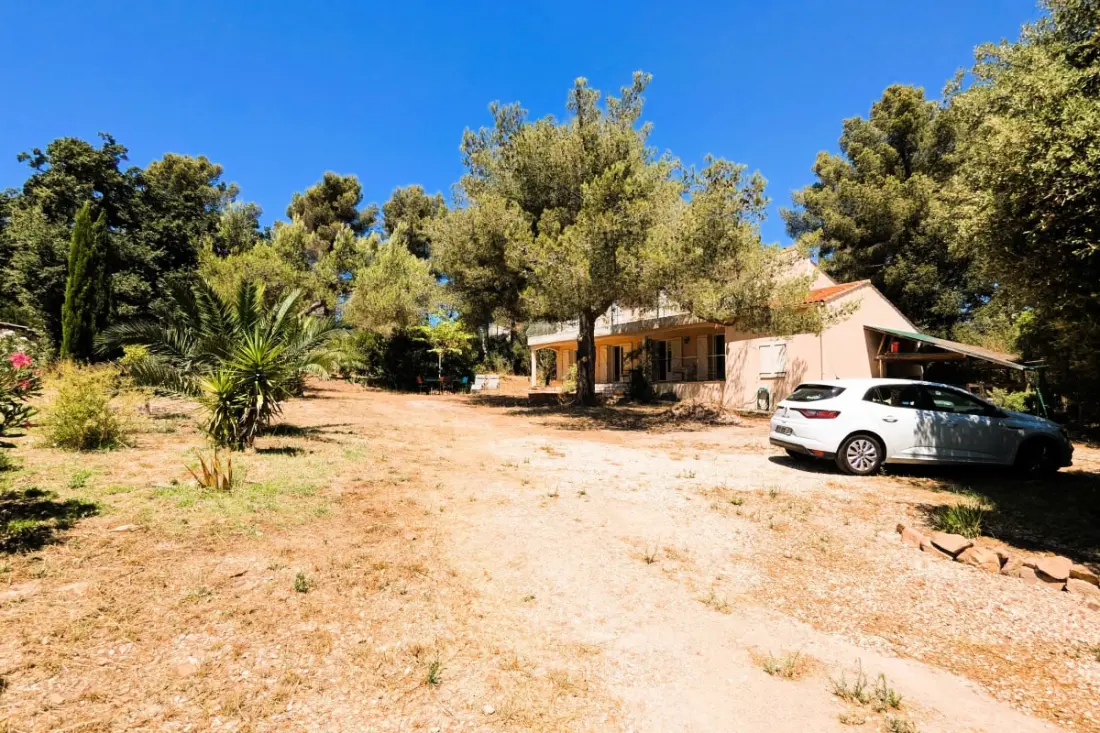 Maison Avec Grand Parc Privé De 4000 M²