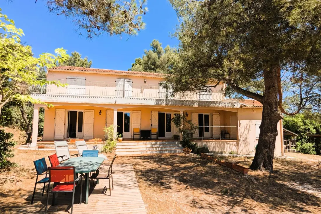 Maison Avec Grand Parc Privé De 4000 M²