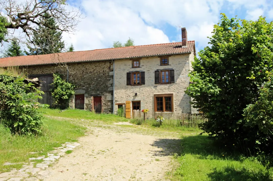 Gîte de France La maison au coeur du village 2 épis