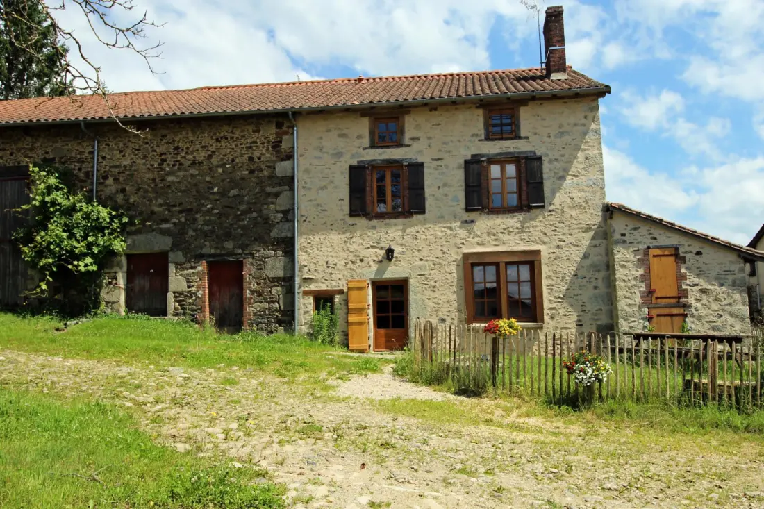 Gîte de France La maison au coeur du village 2 épis
