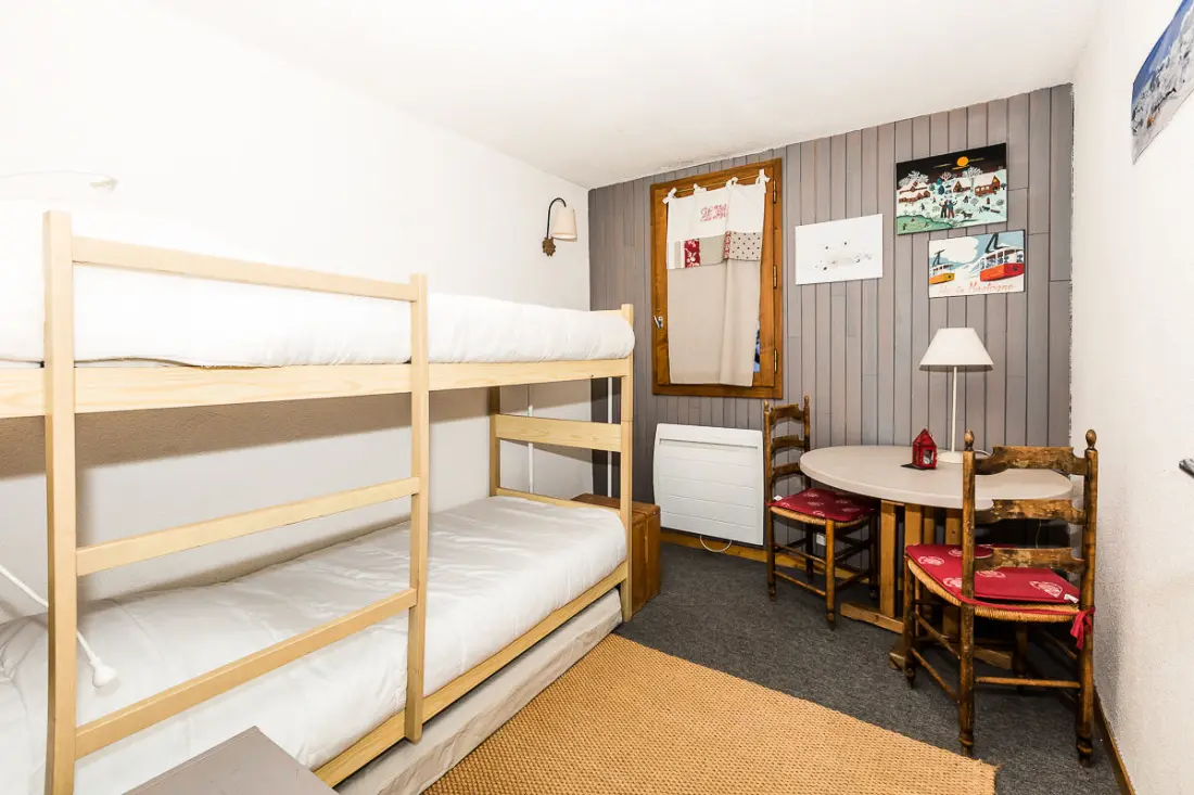 CHALET 19