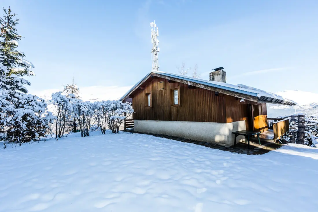 CHALET 19
