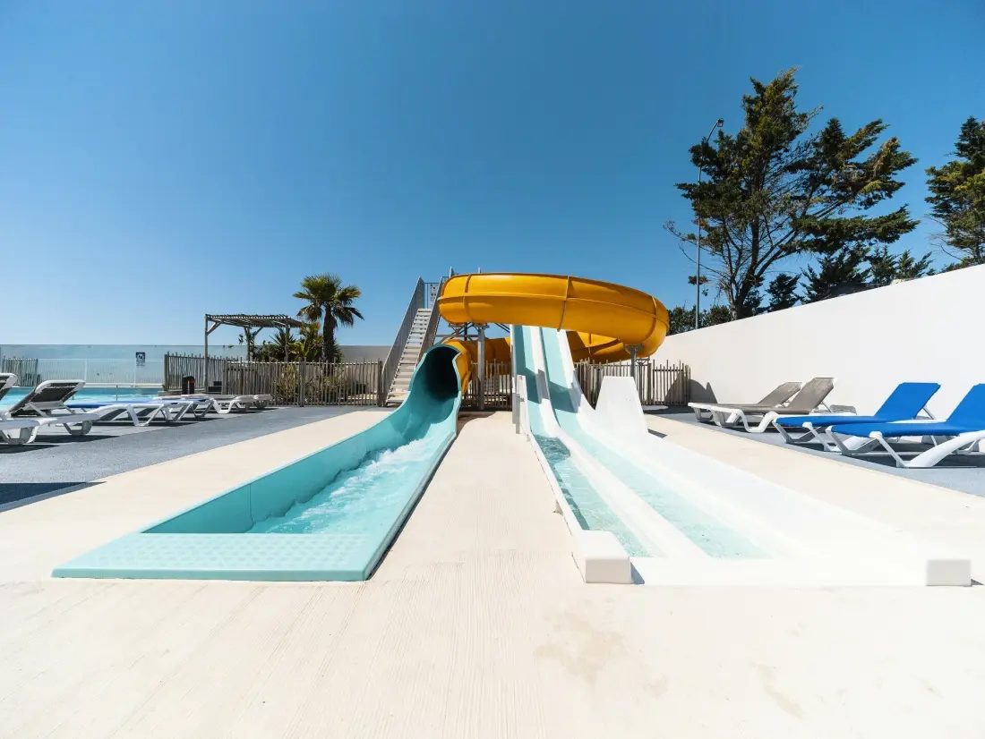 Camping Paradis au Port de l'Houmeau 4 étoiles★★★★