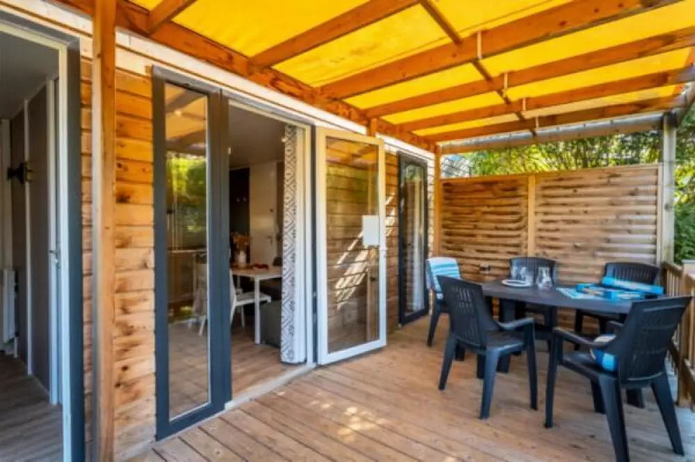 Camping Paradis au Port de l'Houmeau 4 étoiles★★★★