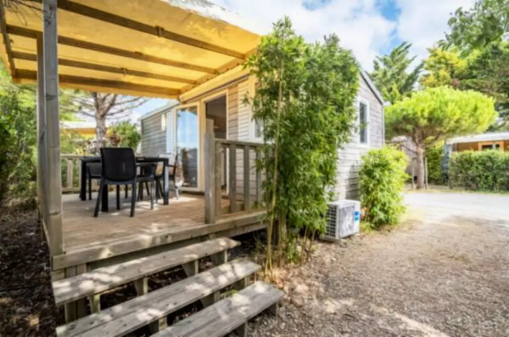 Camping Paradis au Port de l'Houmeau 4 étoiles★★★★