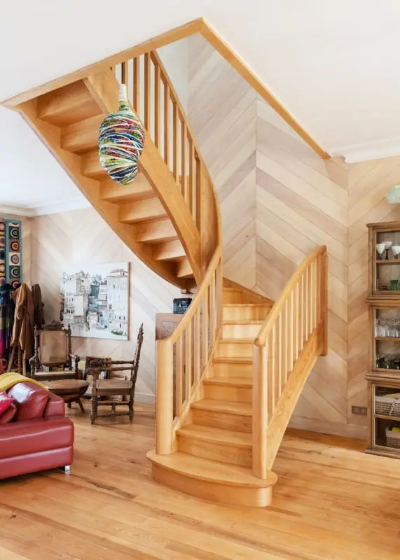 Maison D'artiste Avec Terrasse Au-dessus Du Jardin
