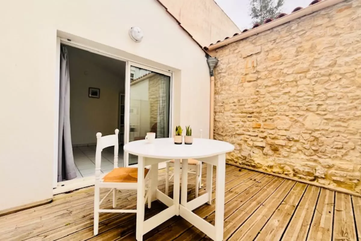 Studio Avec Terrasse Proche Vieux Port - - La Rochelle - 1