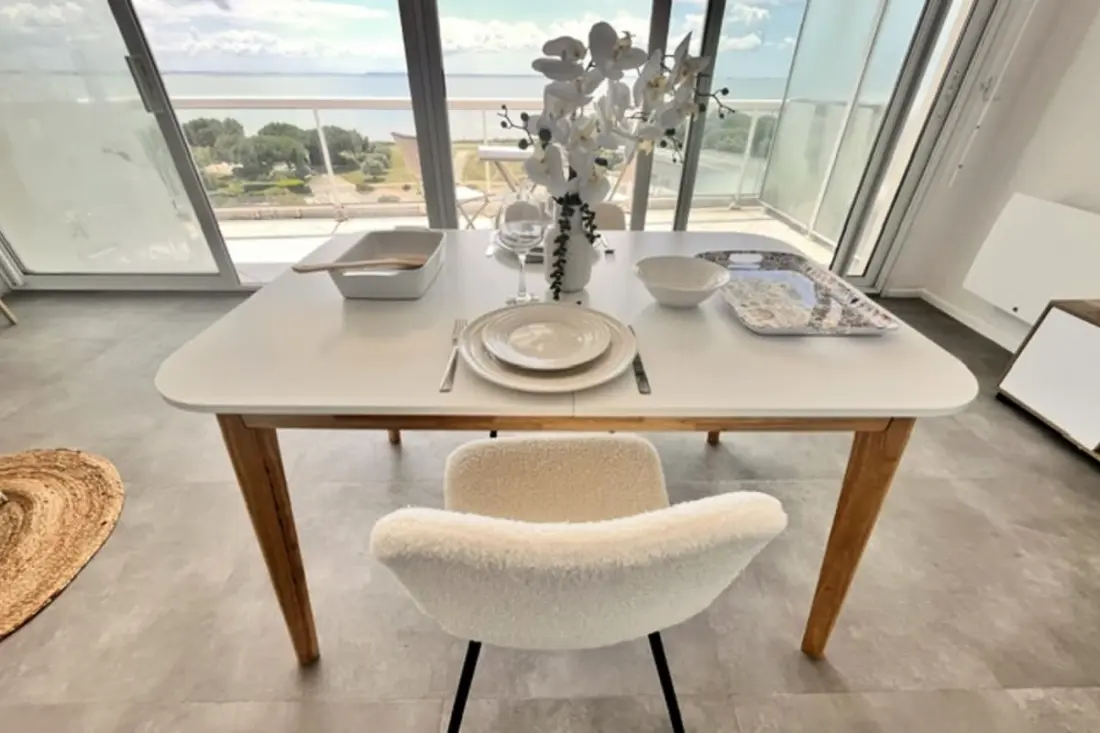 Studio Avec Terrasse Vue Mer  à La Rochelle