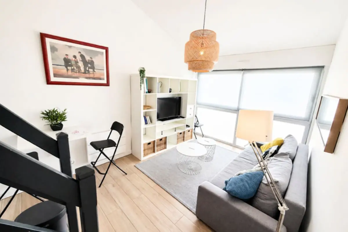 Studio De 34 M² Avec Parking Privé À La Rochelle - - La Rochelle - 1