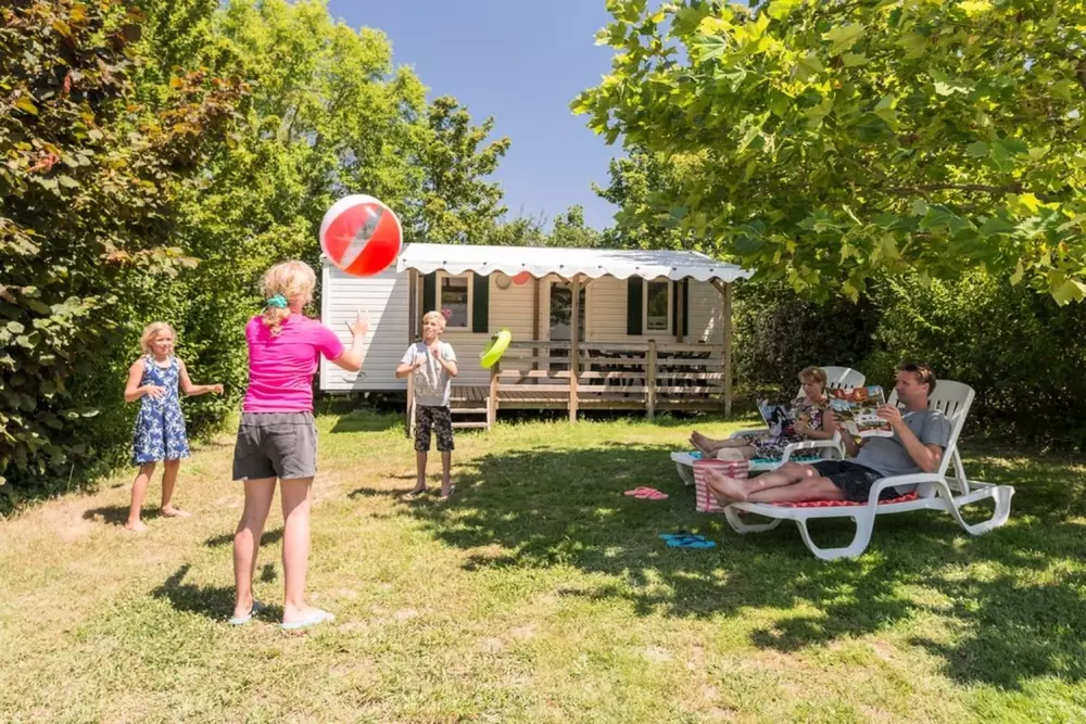 Le Camp de Florence 4 étoiles★★★★