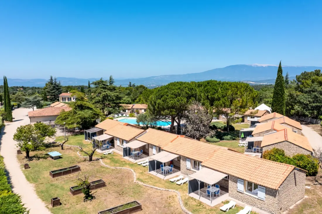 Gîte Avec Piscine Au Calme