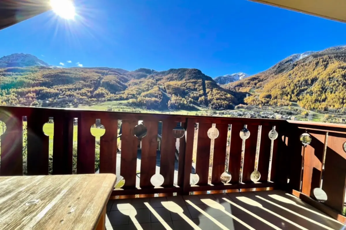 Bel Appt Avec 2 Balcons Et Vue - - La Salle-les-alpes - 1