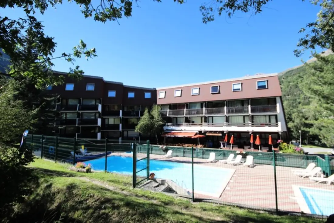 Appt De Charme Avec Piscine Au Pied Des Pistes