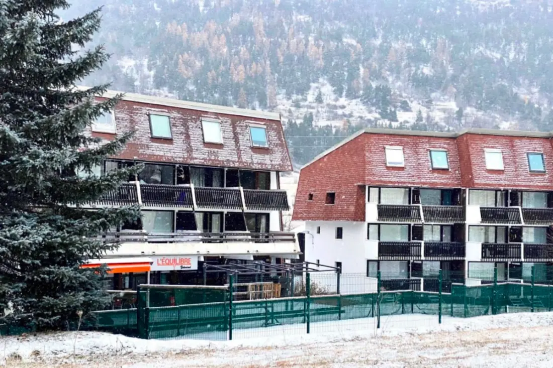 Appt De Charme Avec Piscine Au Pied Des Pistes