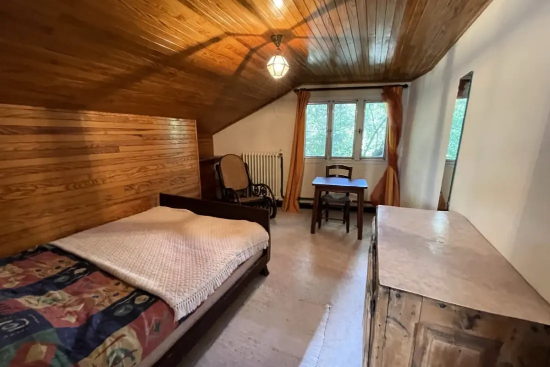 Maison Rustique Avec Vue Sur La Montagne