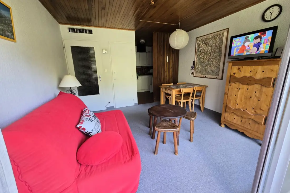 Studio Balcon Et Vue Montagne à La Salle-les-alpes