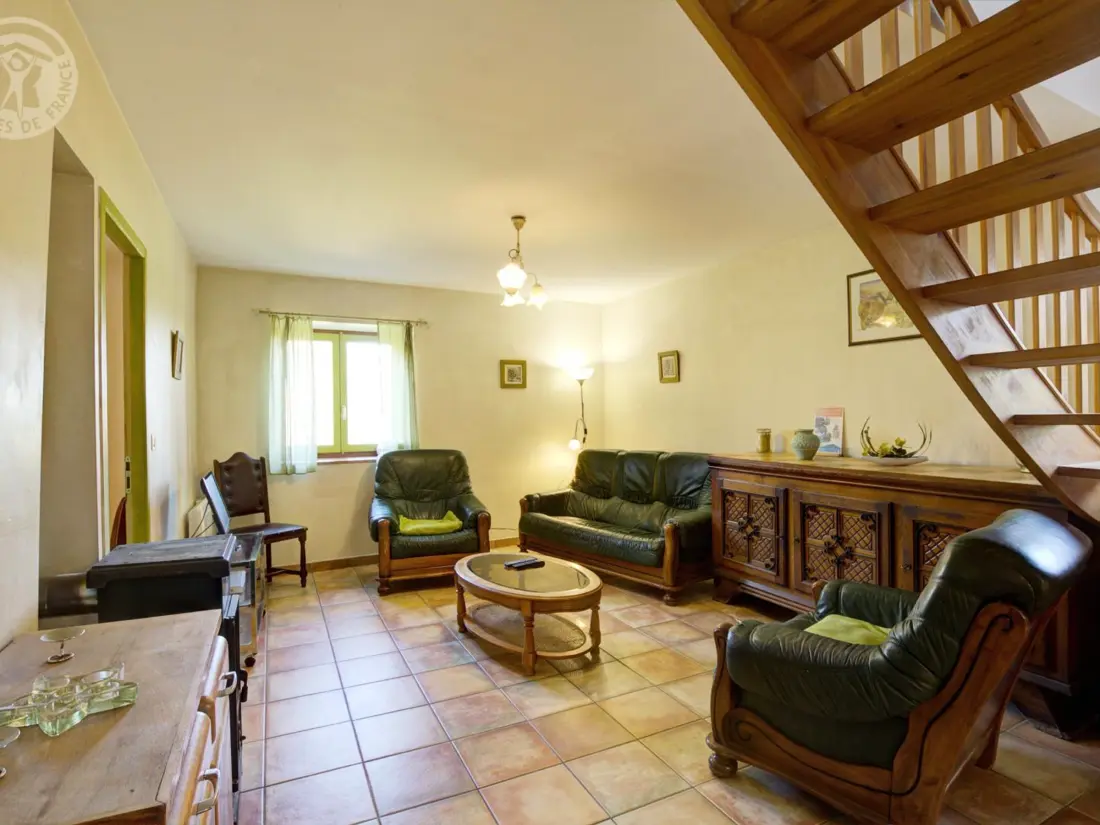 Maison de Vacances LA TERRASSE-SUR-DORLAY 2