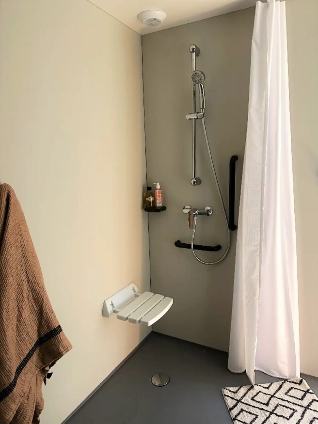 Camping Paradis Les Jonquilles4 étoiles★★★★