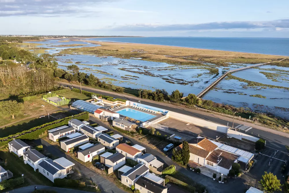 Camping Romanée La Belle Henriette4 étoiles★★★★