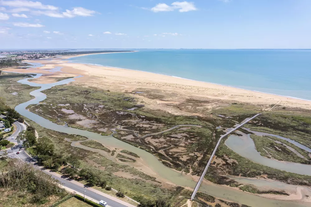 Camping Romanée La Belle Henriette4 étoiles★★★★