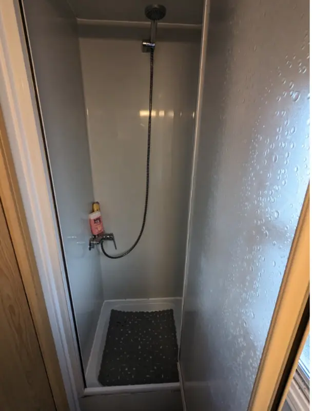 Chalet à L'ombre Des Arbres Avec Climatisation