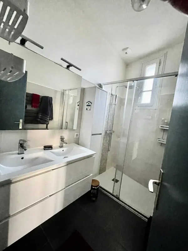Logement Confortable Proche Mer Avec Climatisation