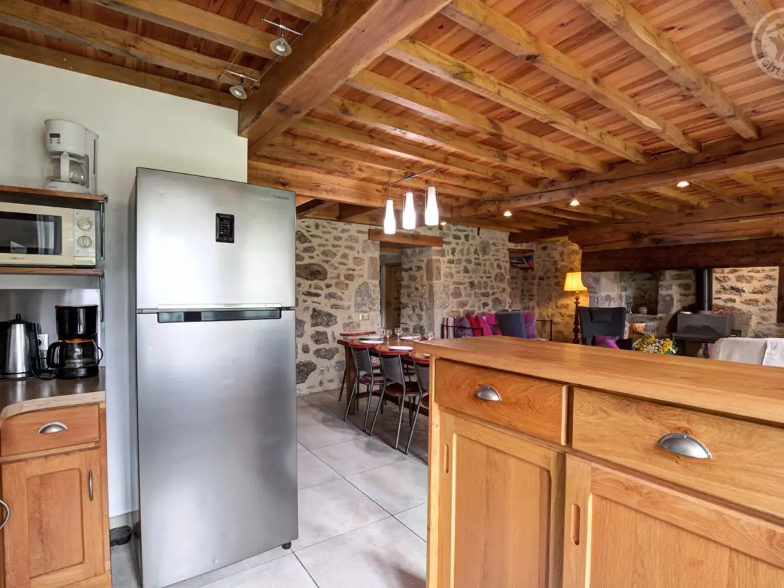 Maison de Vacances LA VALLA-SUR-ROCHEFORT