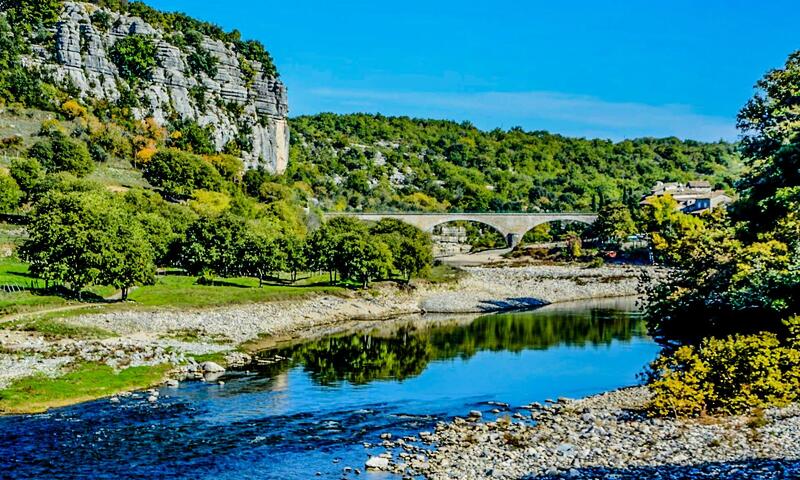 Camping Chadeyron **** - Lagorce - 16