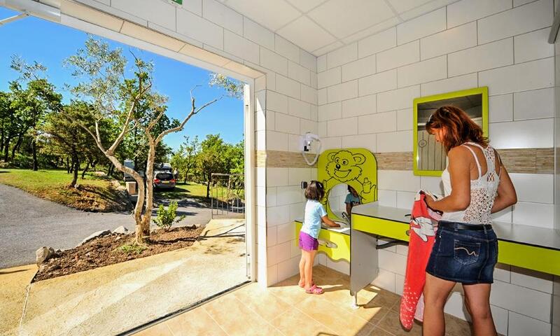 Camping Chadeyron **** - Lagorce - 25