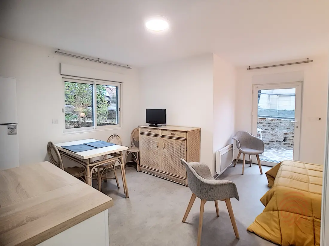 Location de Vacances Lamalou-les-Bains 83