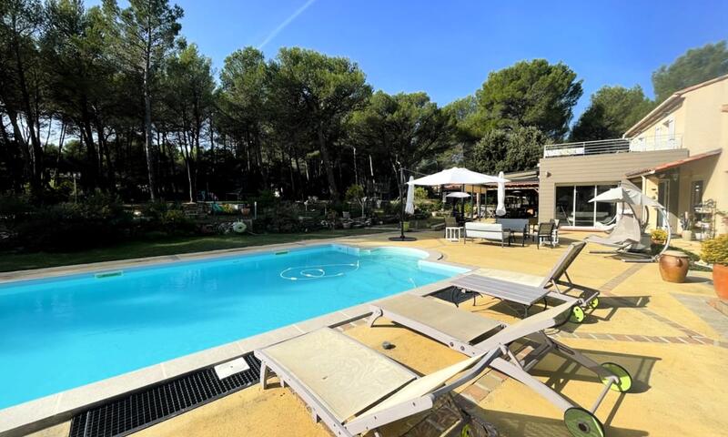 Villa Des Pins, Belle Maison Familiale, Proche Aix En Provence, 8 Personnes - - Lambesc