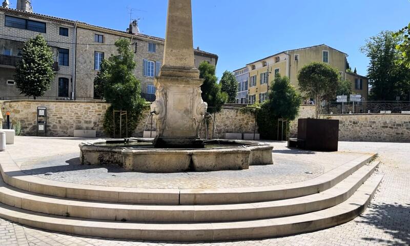 Villa En Campagne Avec Piscine - - Lambesc - 25
