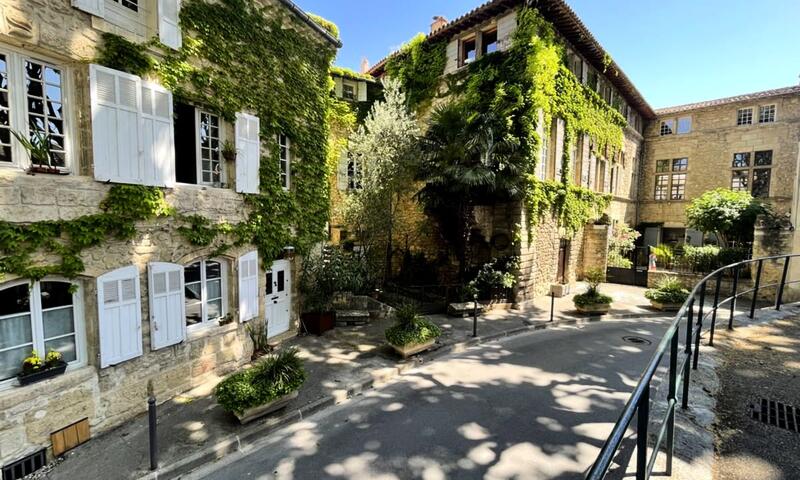 Villa En Campagne Avec Piscine - - Lambesc - 29
