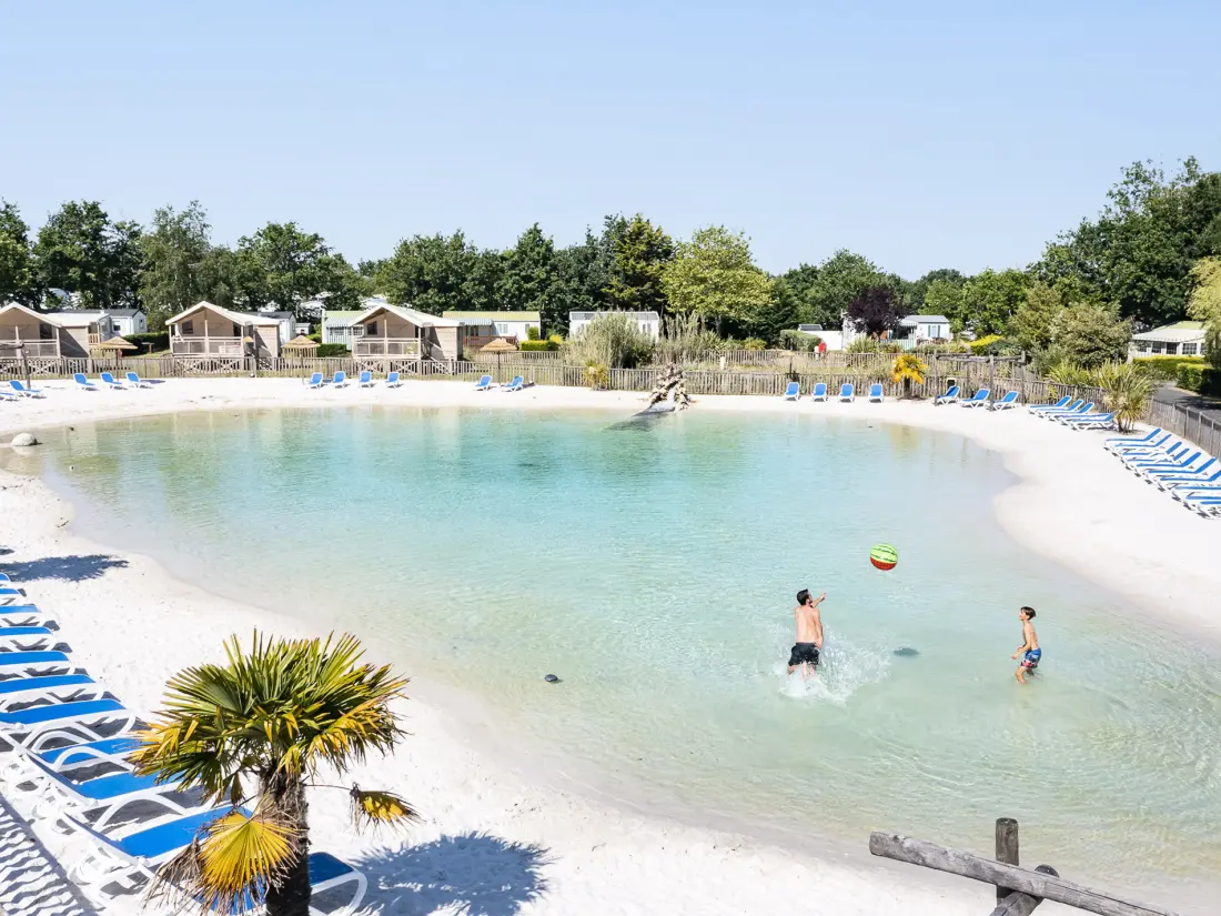 Camping Romanée L'Evasion 4 étoiles★★★★