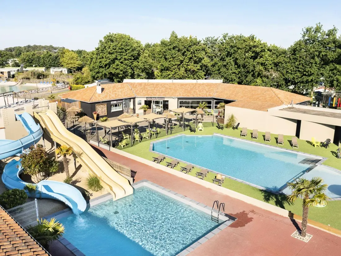 Camping Romanée L'Evasion 4 étoiles★★★★