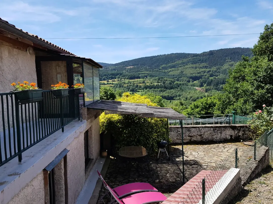 Maison de Vacances Laprugne 4