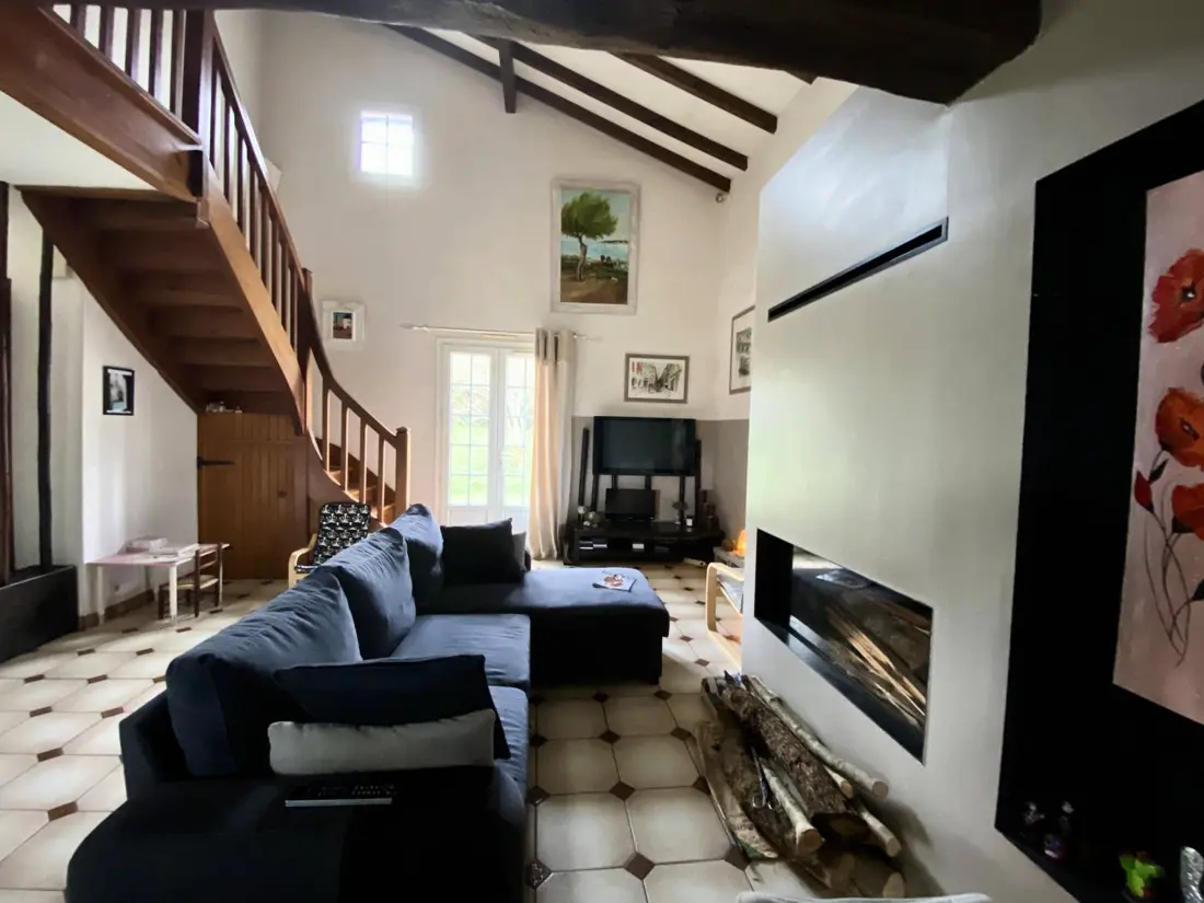 Maison de Vacances LARRESSORE 12