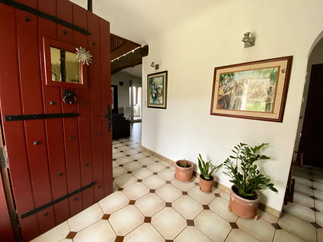 Maison de Vacances LARRESSORE 12