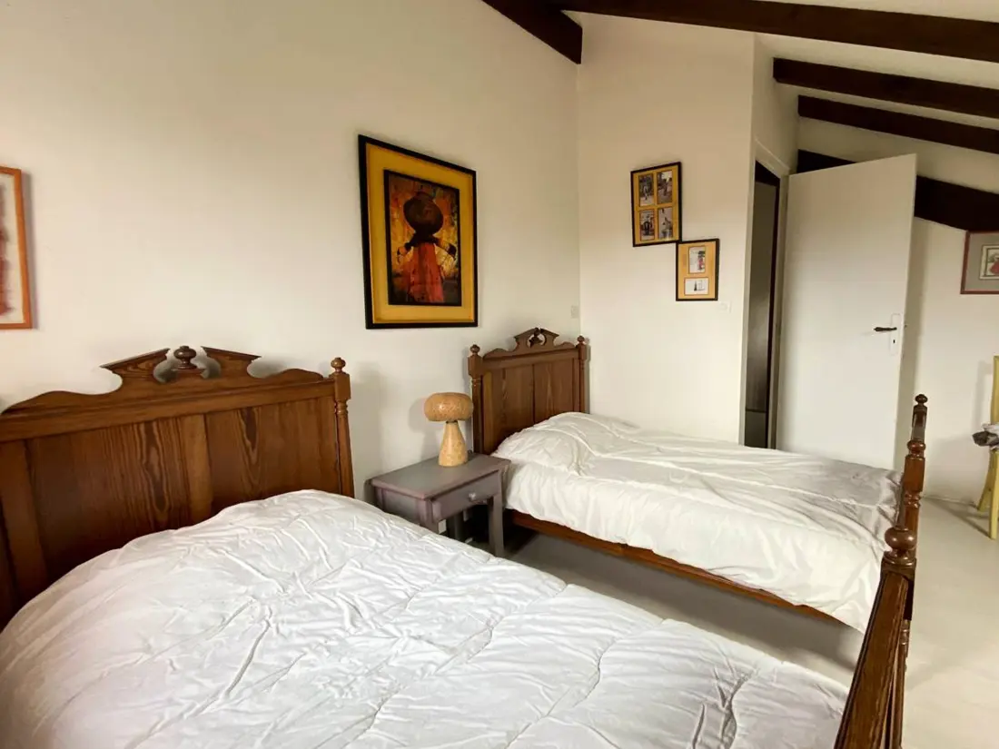 Maison de Vacances LARRESSORE 12