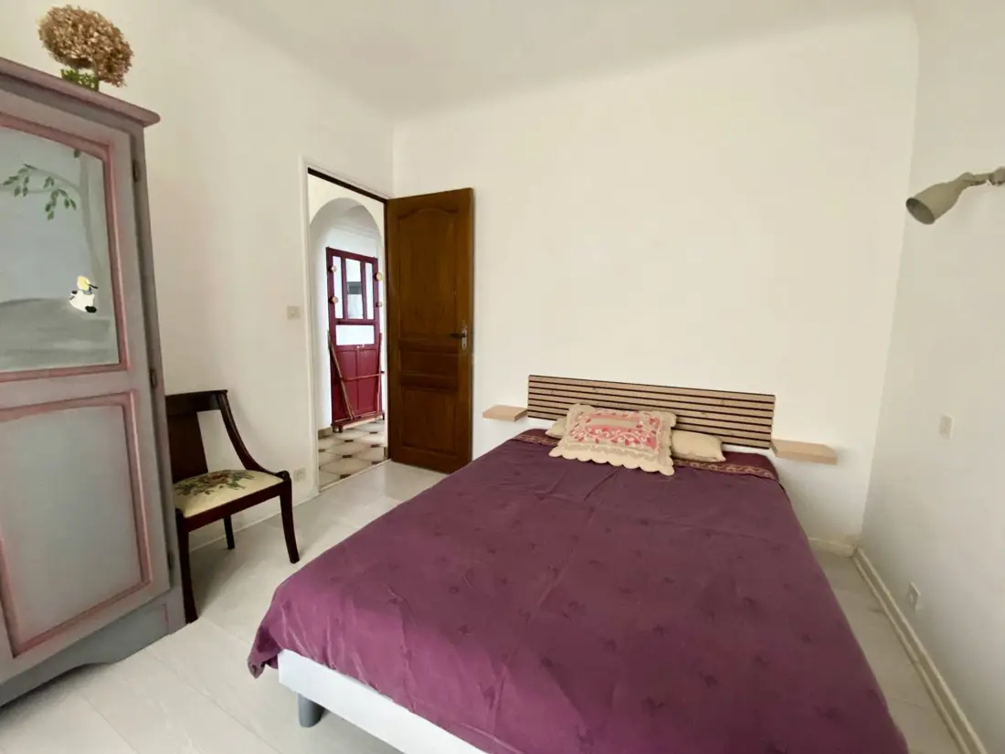 Maison de Vacances LARRESSORE 12