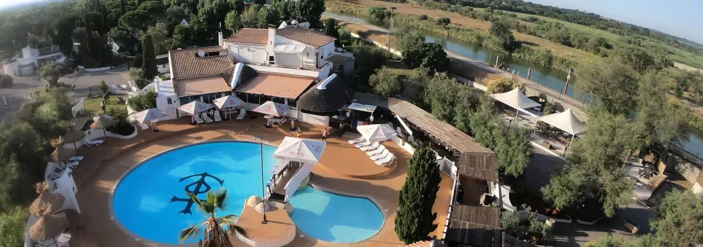 Camping Le Camarguais3 étoiles★★★