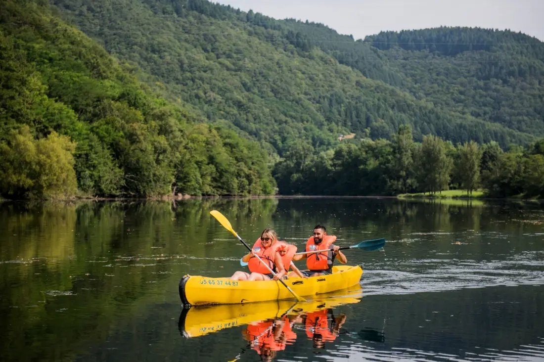 Camping maeva Escapades Le Lac Laval-de-Cère 3 étoiles★★★