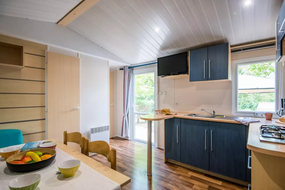 Camping maeva Escapades Le Lac Laval-de-Cère 3 étoiles★★★