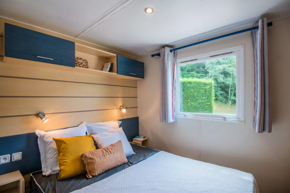 Camping maeva Escapades Le Lac Laval-de-Cère 3 étoiles★★★