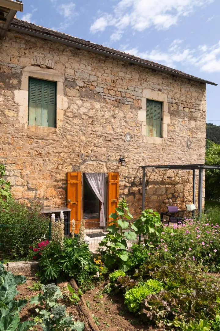 Gîte de France Le jardin d'irma 3/4 personnes 2 épis