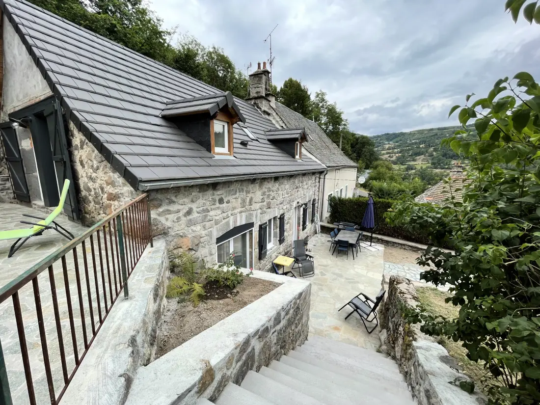Maison à Laveissiere