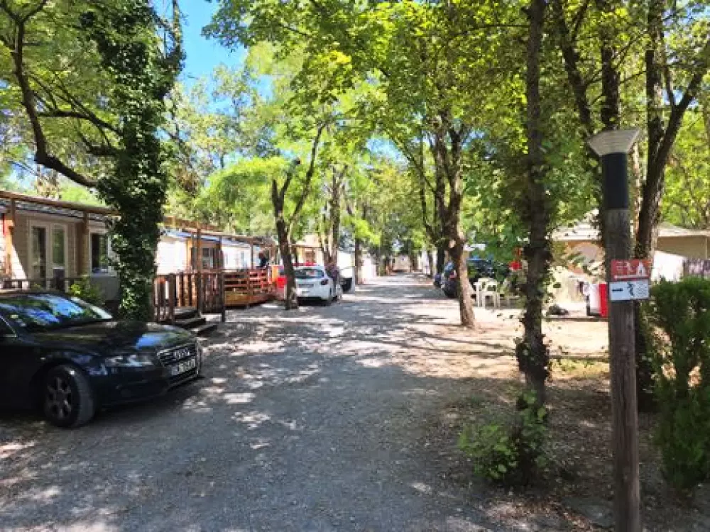 Camping Les Rives D'Auzon 3 étoiles★★★