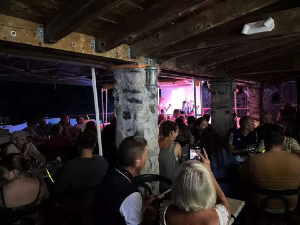 Camping Les Rives D'Auzon 3 étoiles★★★