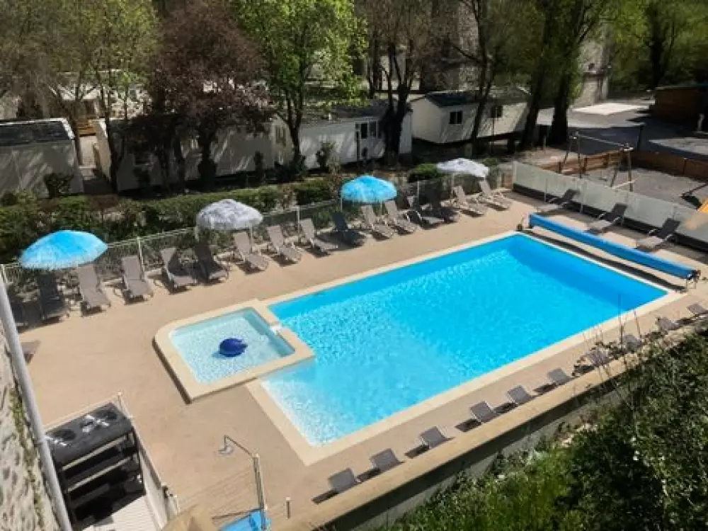 Camping Les Rives D'Auzon 3 étoiles★★★