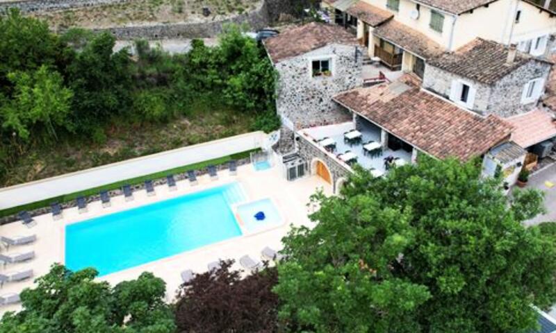 Camping Les Rives D'Auzon *** - - Lavilledieu - 15
